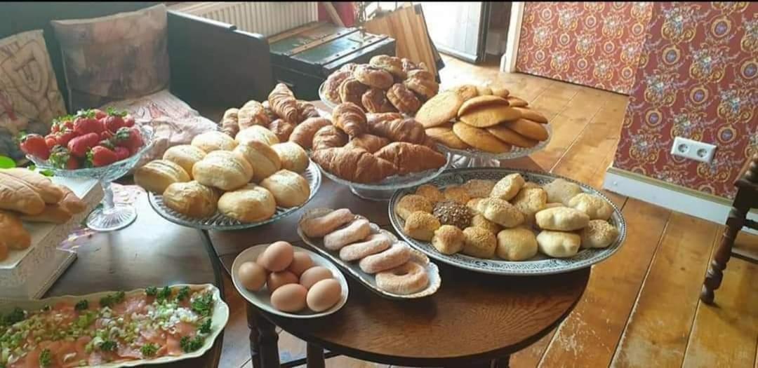Dirksland De Snoeperij Bed & Breakfast エクステリア 写真